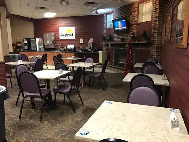 Days Inn By Wyndham Bloomington West Εξωτερικό φωτογραφία